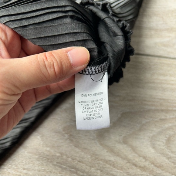 Just Living Long Sleeve Mixed  Media Pleated Satin Dress - Picture 14 of 14